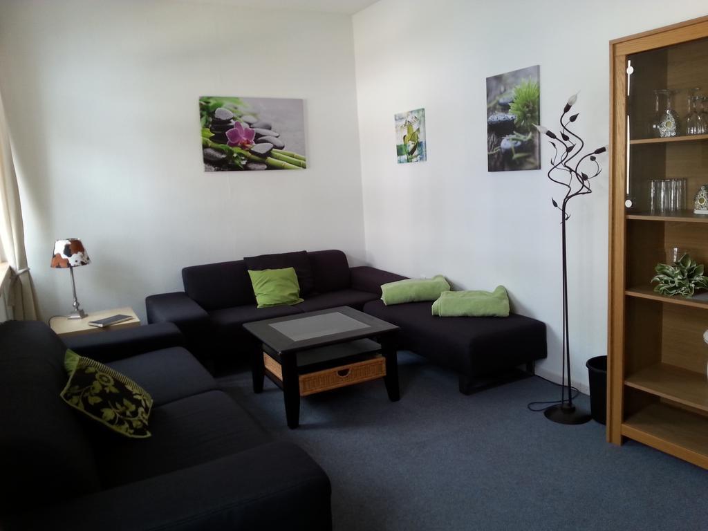 Ferienwohnung Am Nuerburgring Adenau Kamer foto