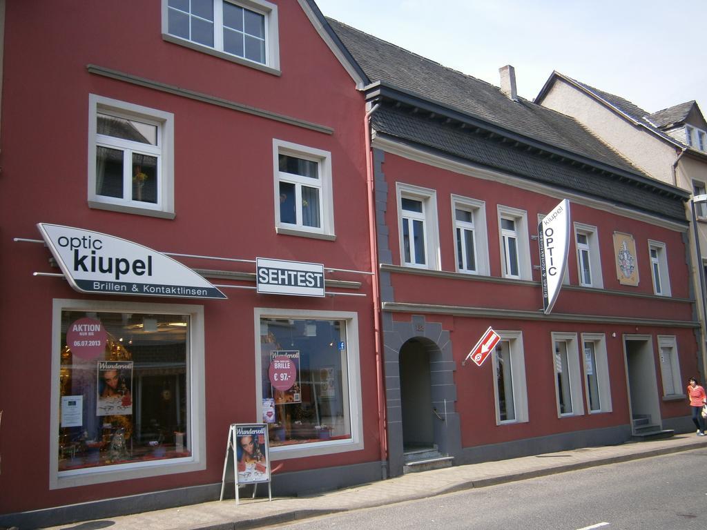 Ferienwohnung Am Nuerburgring Adenau Kamer foto